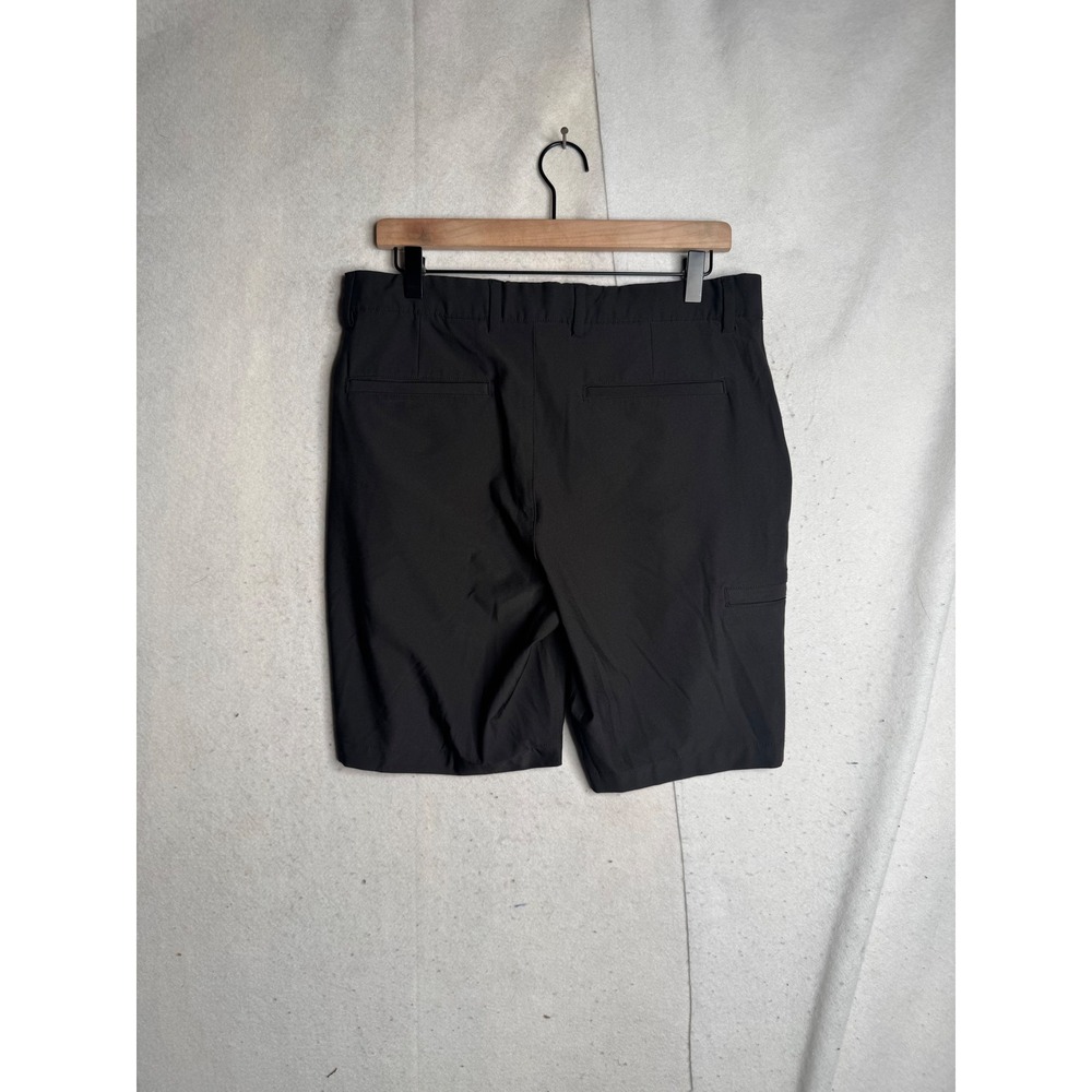 Greg Norman Mens Black Performance Golf Shorts Size 32 Stretch Flat Front Shark - Picture 8 of 12